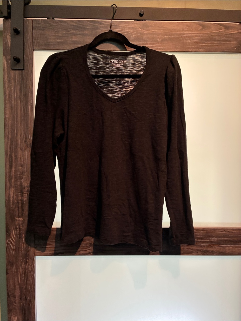 Chico's Black V-Neck Long-Sleeve Top with Subtle Puff Shoulders